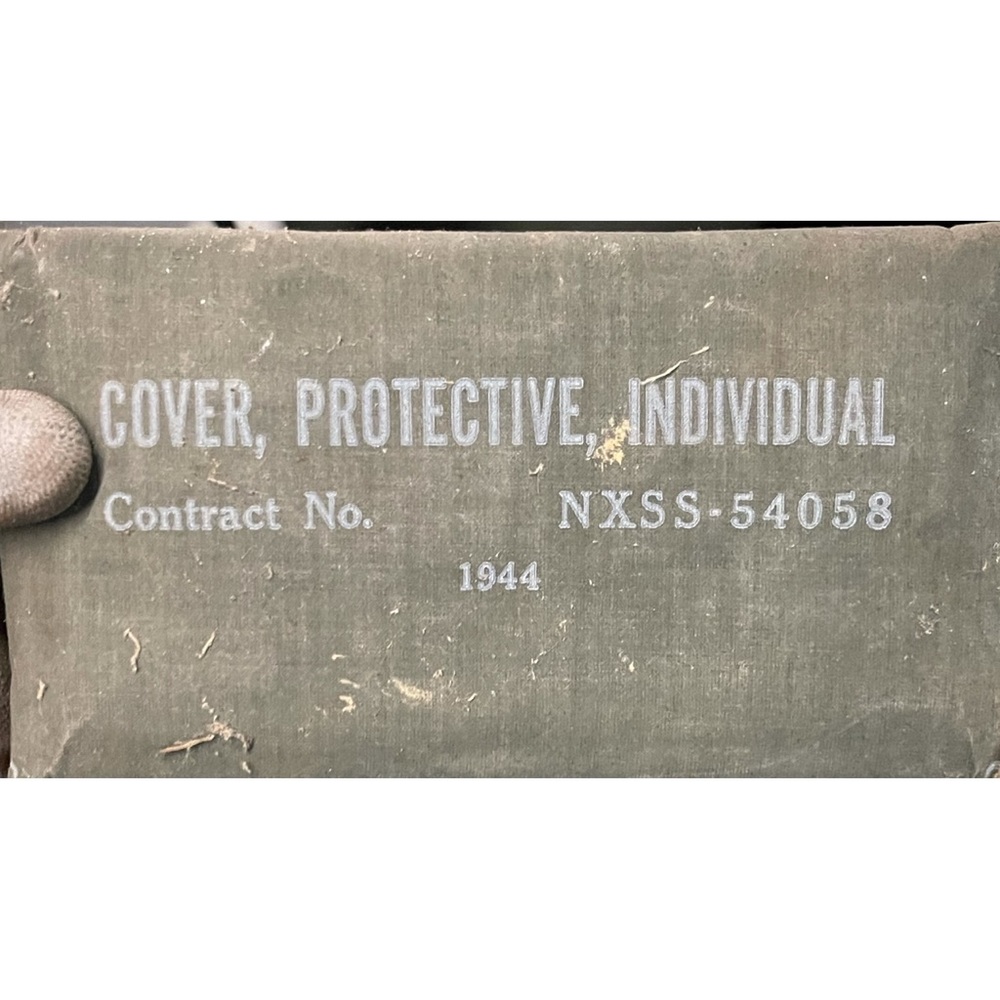 2‎ Vintage WWll US Anti/vesicant Protective Cover up poop I googols